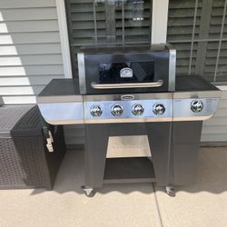 Gas Grill 