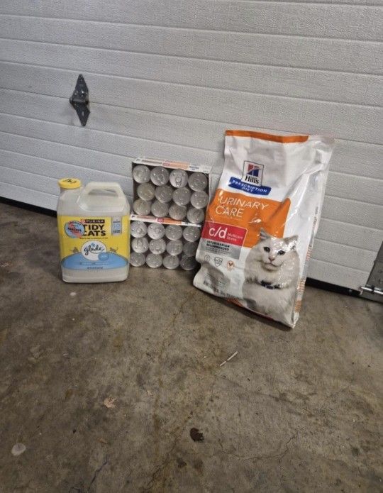 Hills c /d urinary cat food