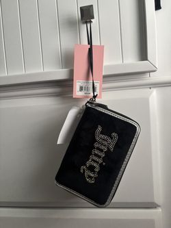 Juicy Couture string of pearls double zipper handbag wallet