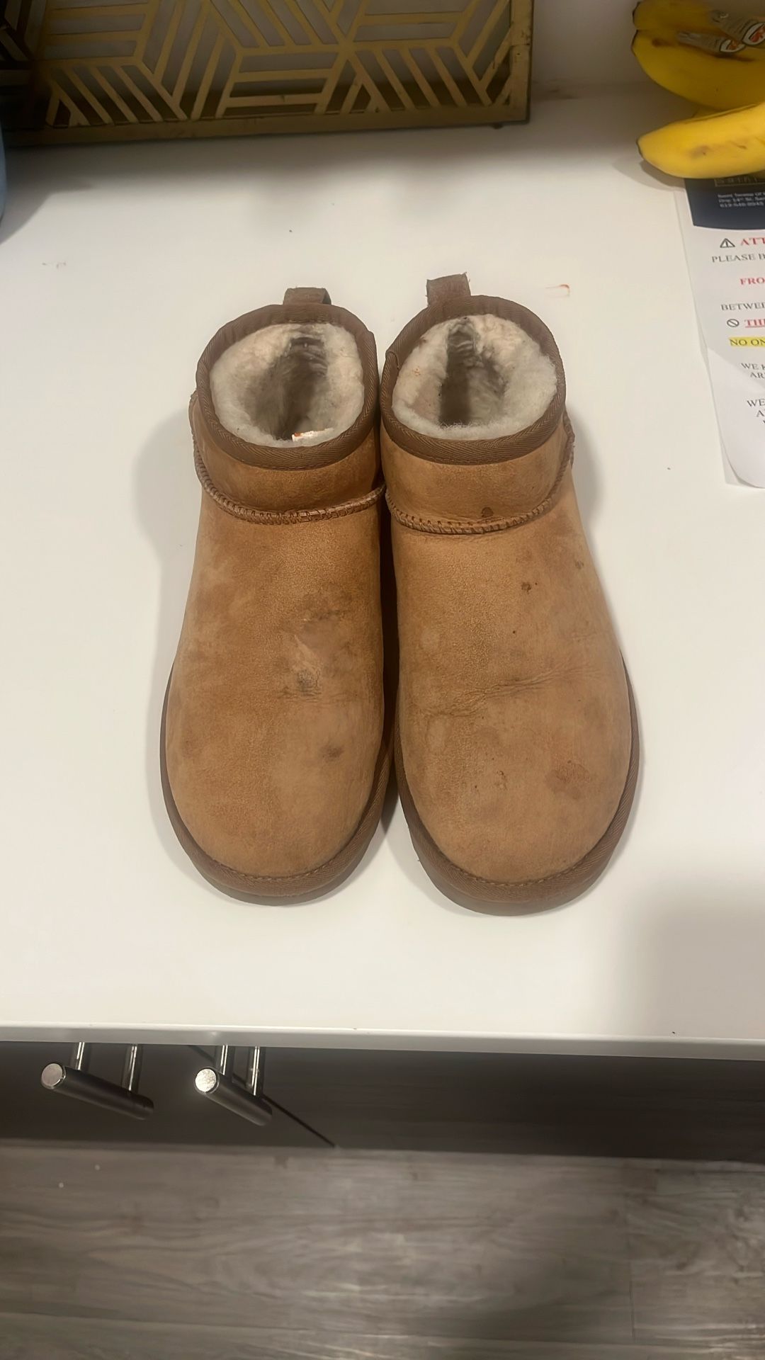 Comfortable like new UGGs