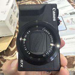 Canon PowerShot G7X Mark III 20.2MP Digital Camera