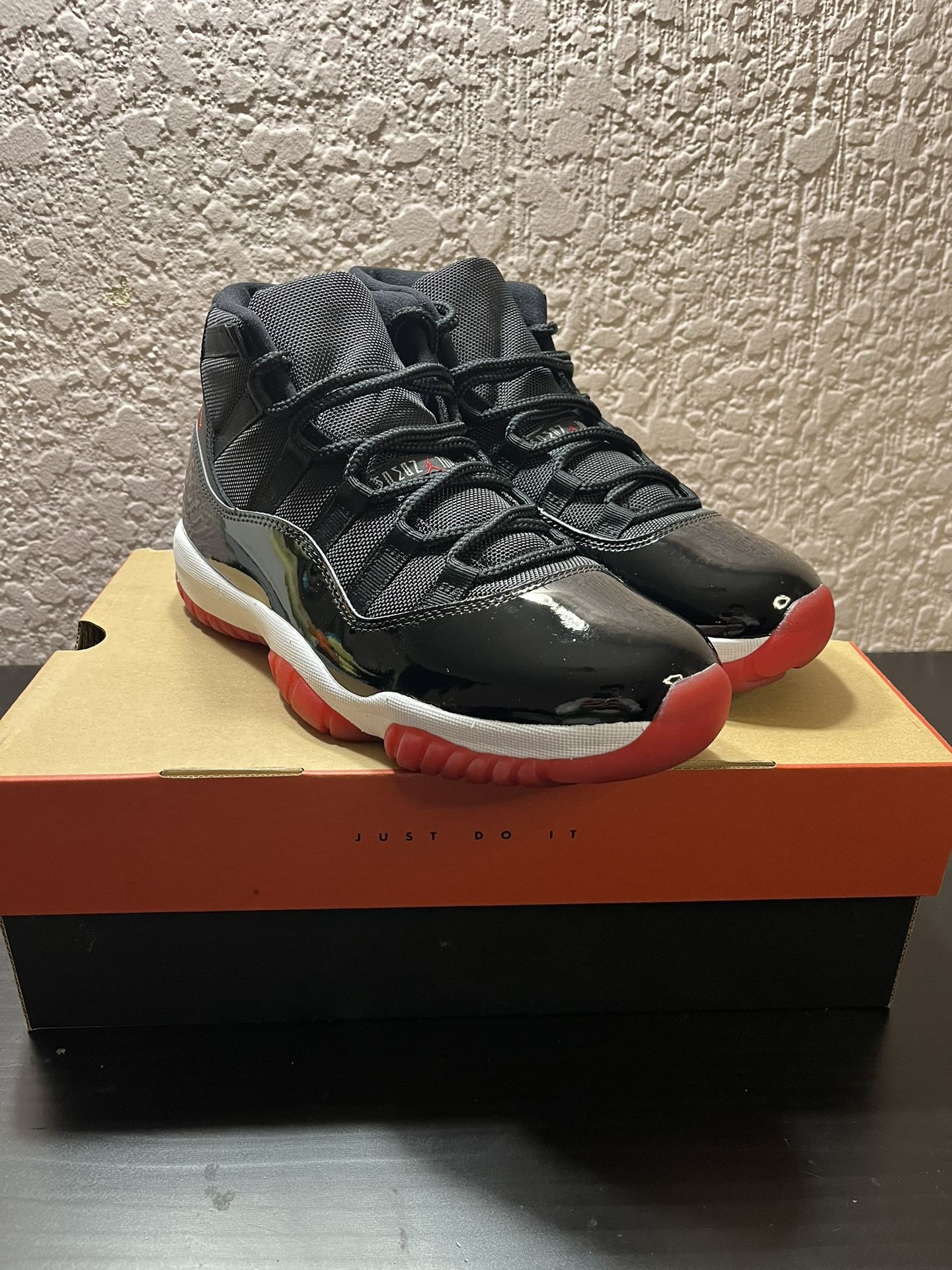 Jordan 11 Retro Bred