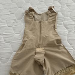 Size Small New Faja
