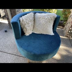 Oversized Lounge Chair