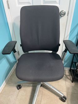 Steelcase Amia Office Chair
