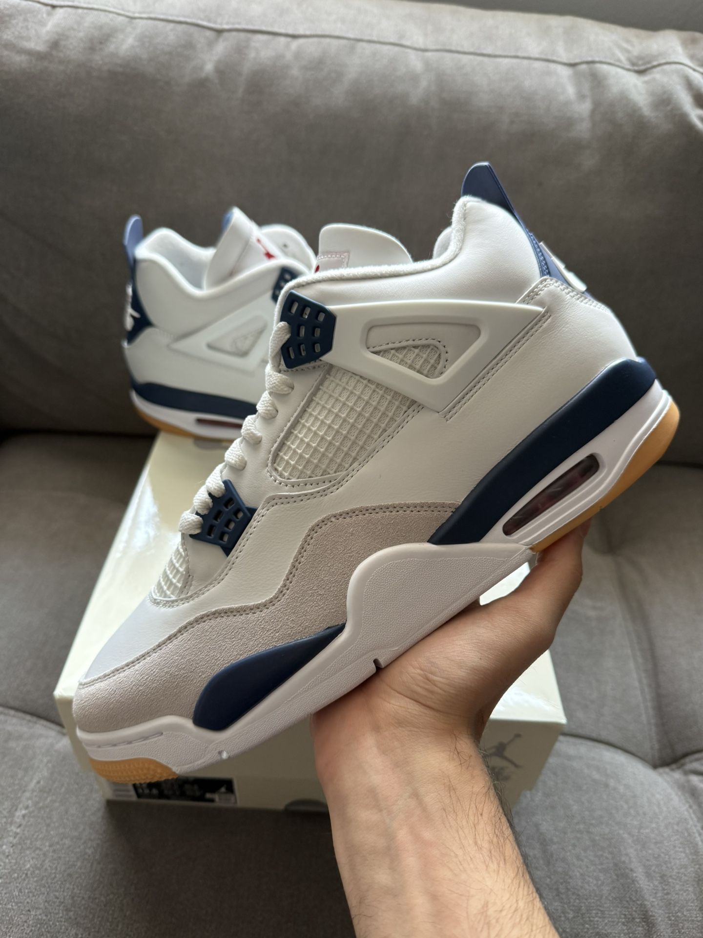 Jordan 4 SB Navy