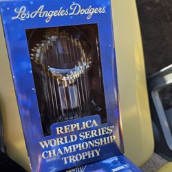  Los Angeles Dodgers World Series Replica Trophy SGA 6/17/25