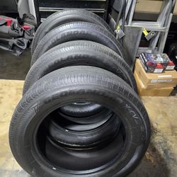 YOKOHAMA GEOLANDER XCV 4 TIRES