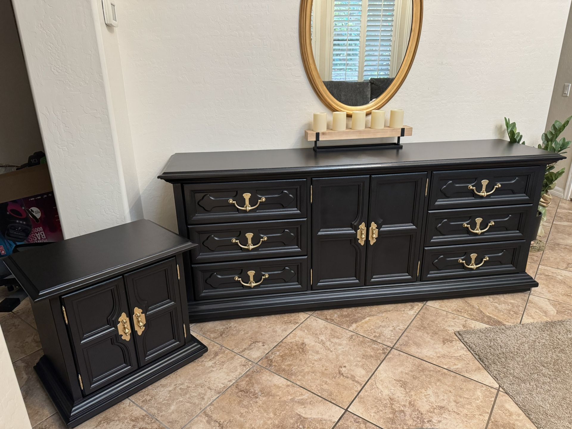 Henredon Wood Dresser& End Table