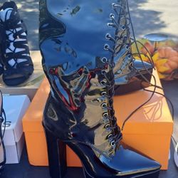 Latex Boots 