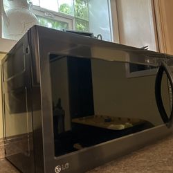 LG Microwave 