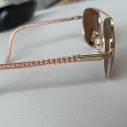 Coach Women’s Polarized Sunglasses (Like New)