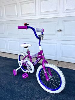 Bicycle Huffy 16” Wheels,includes removable training wheels.