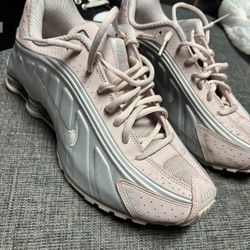 Nike Shox Women’s 10.5