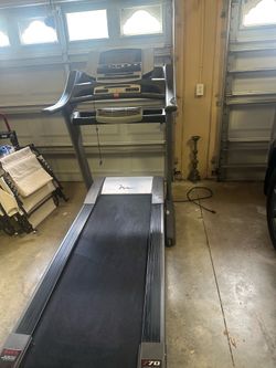 FreeMotion 770 Interactive Treadmill