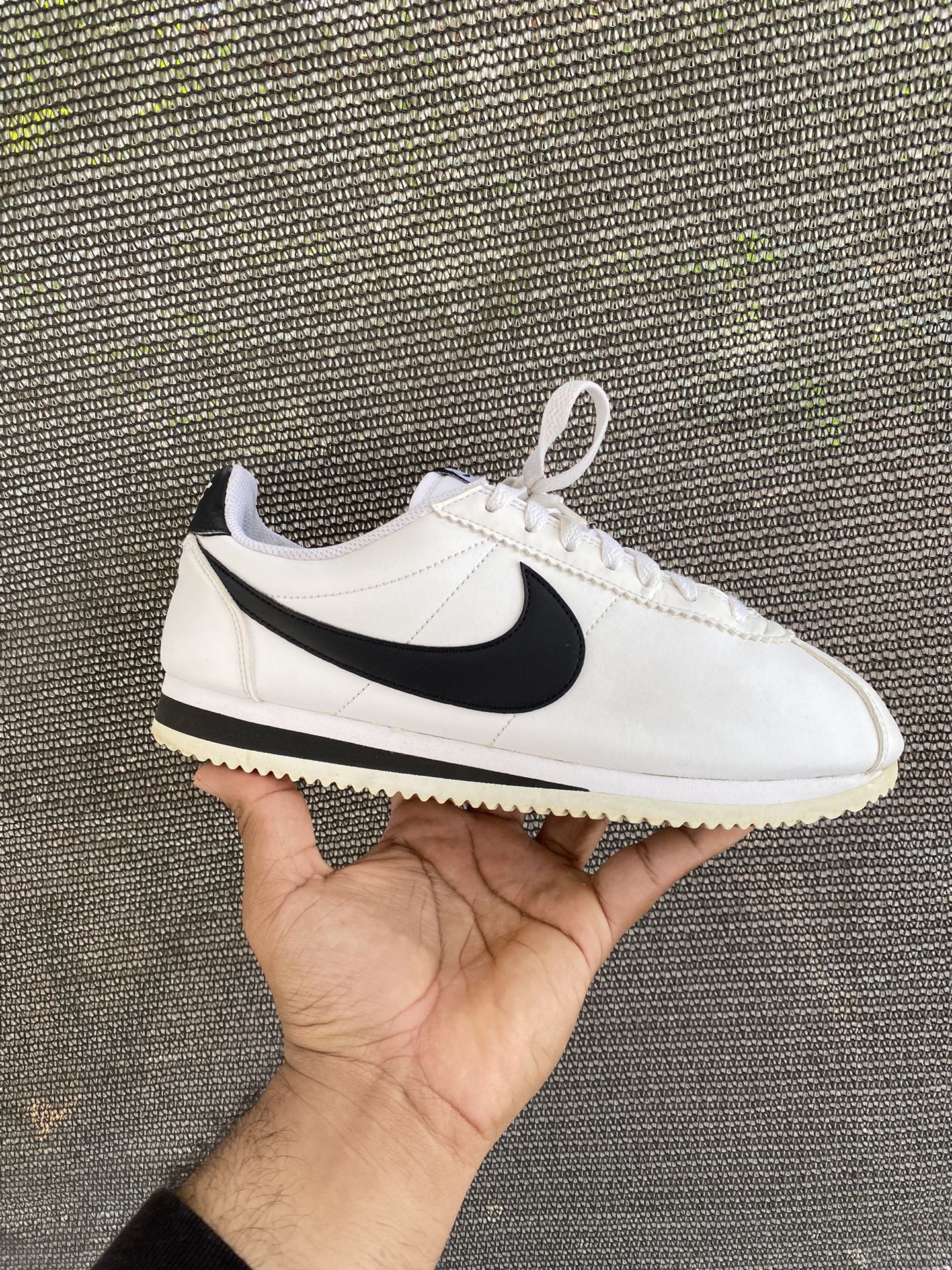 Nike Cortez Basic white black