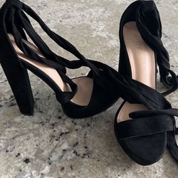 Gently Used Allegra K Black Heels Size 8