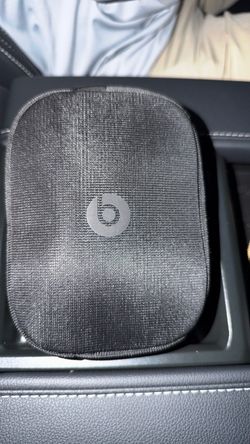 Beats Solo 4