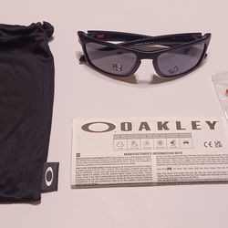 Oakley Men's Square Wrap Sunglasses