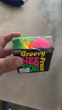 Needoh Groovy fruit