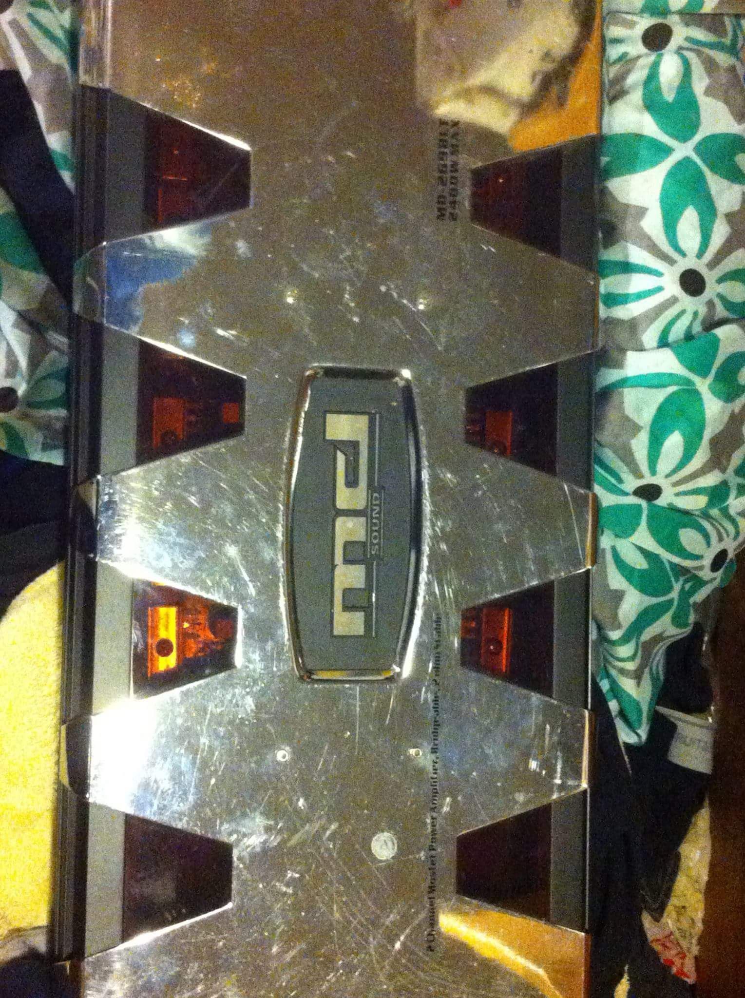2400 Watt Amp