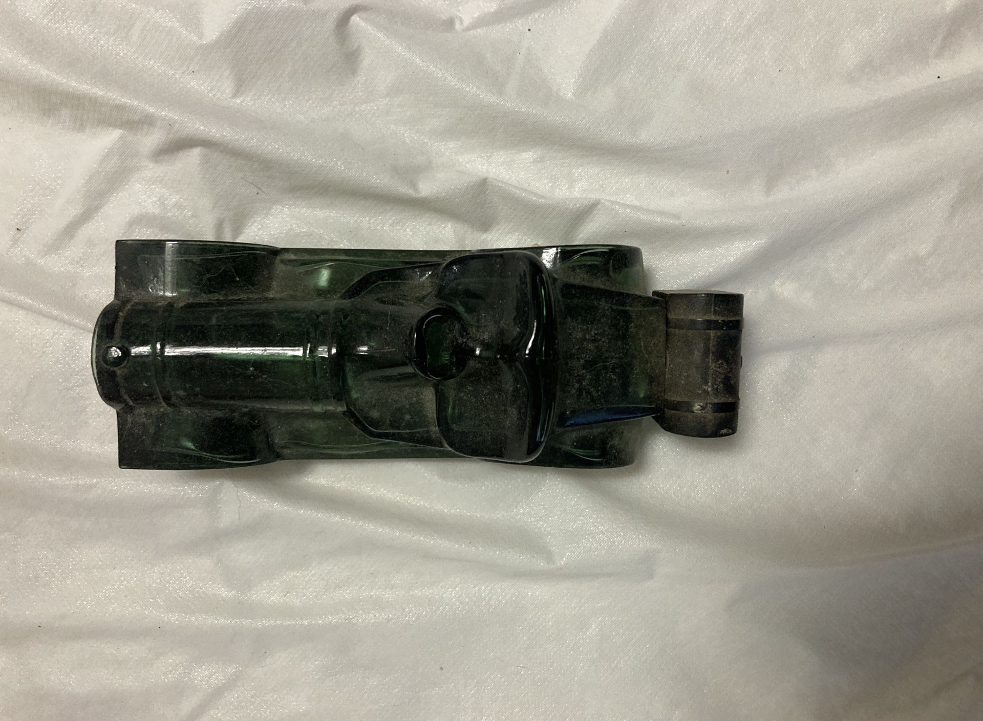 Avon Straight Eight Bottle