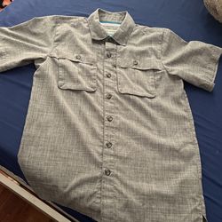 Used Magellan Grey fishing shirt kids size medium
