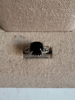 Pandora Ring