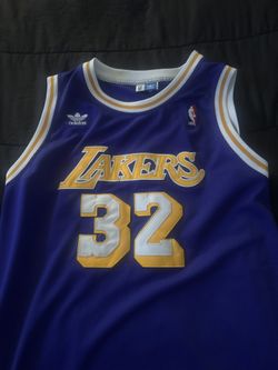 magic johnson XXL jersey
