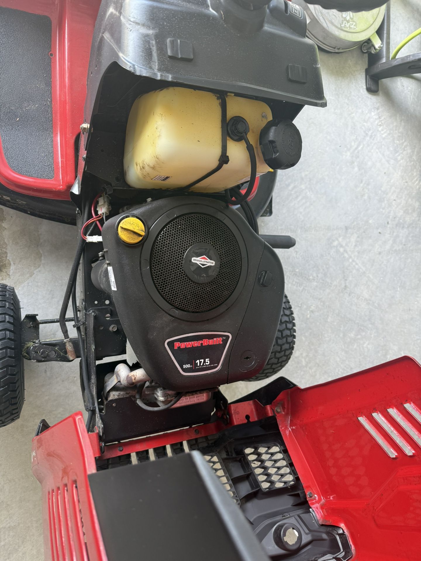 Troy Built Bronco 42” Ride On Mower