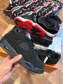 Air Jordan 4 "Black Cat" 2025 Retro 🐈‍⬛ Size: 13.5