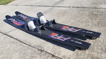 Pair Of Slolom Skiis