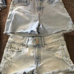 Woman’s Short 