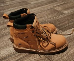 Men's Wolverine steel toe work boots size 8 1/2