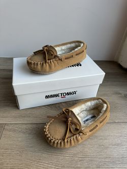 Minnetonka House Shoes Toddler Size 7