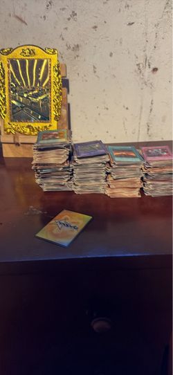 Over 1000 Yiu Gi Oh Cards