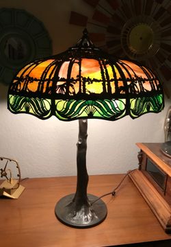 Handel slag lamp circa 1915