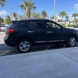 Nissan Rogue 2012