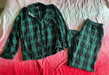 Victoria’s Secret Cotton Pajama Set Size Medium