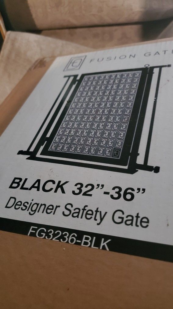 Metal Designer locking saftey gate