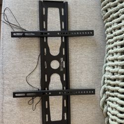 TV mount