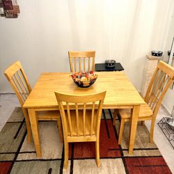 Dining Room Table With 4 Chairs 