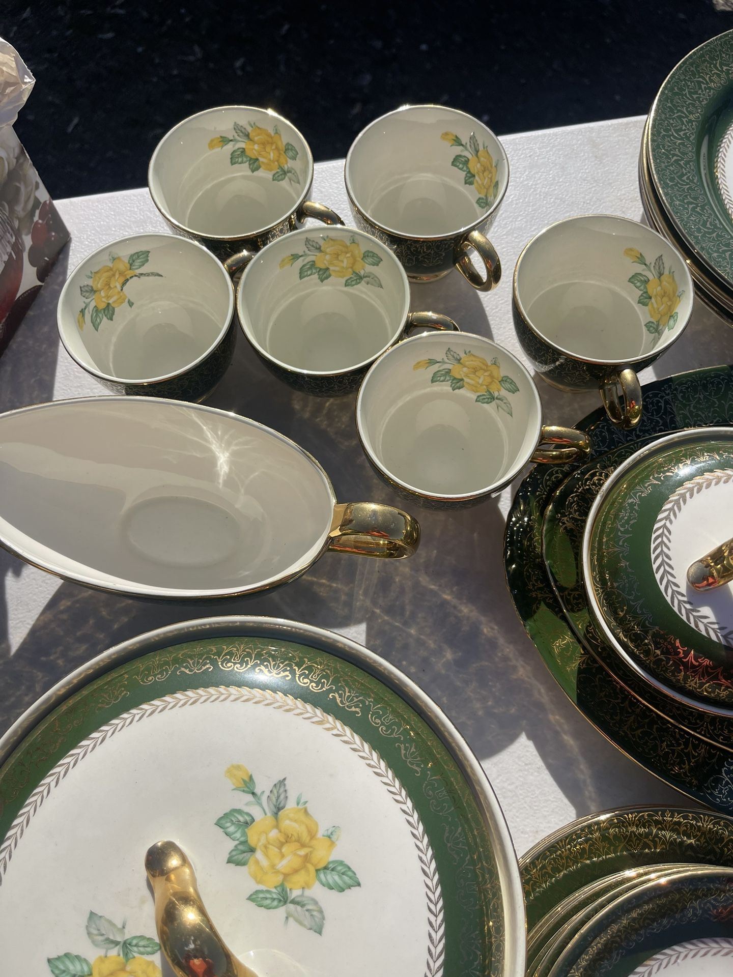 Homer Laughlin Tableware 22kt Gold