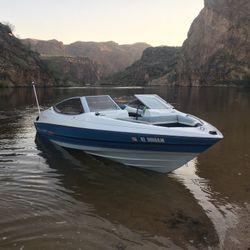 1992 Bayliner Capri 2050