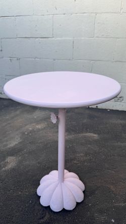 Refinished rolling table