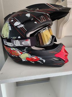 Nice Adult Xl Atv Helmet Like New With Goggles