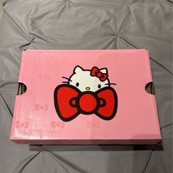 Hello Kitty Converse Sneaker