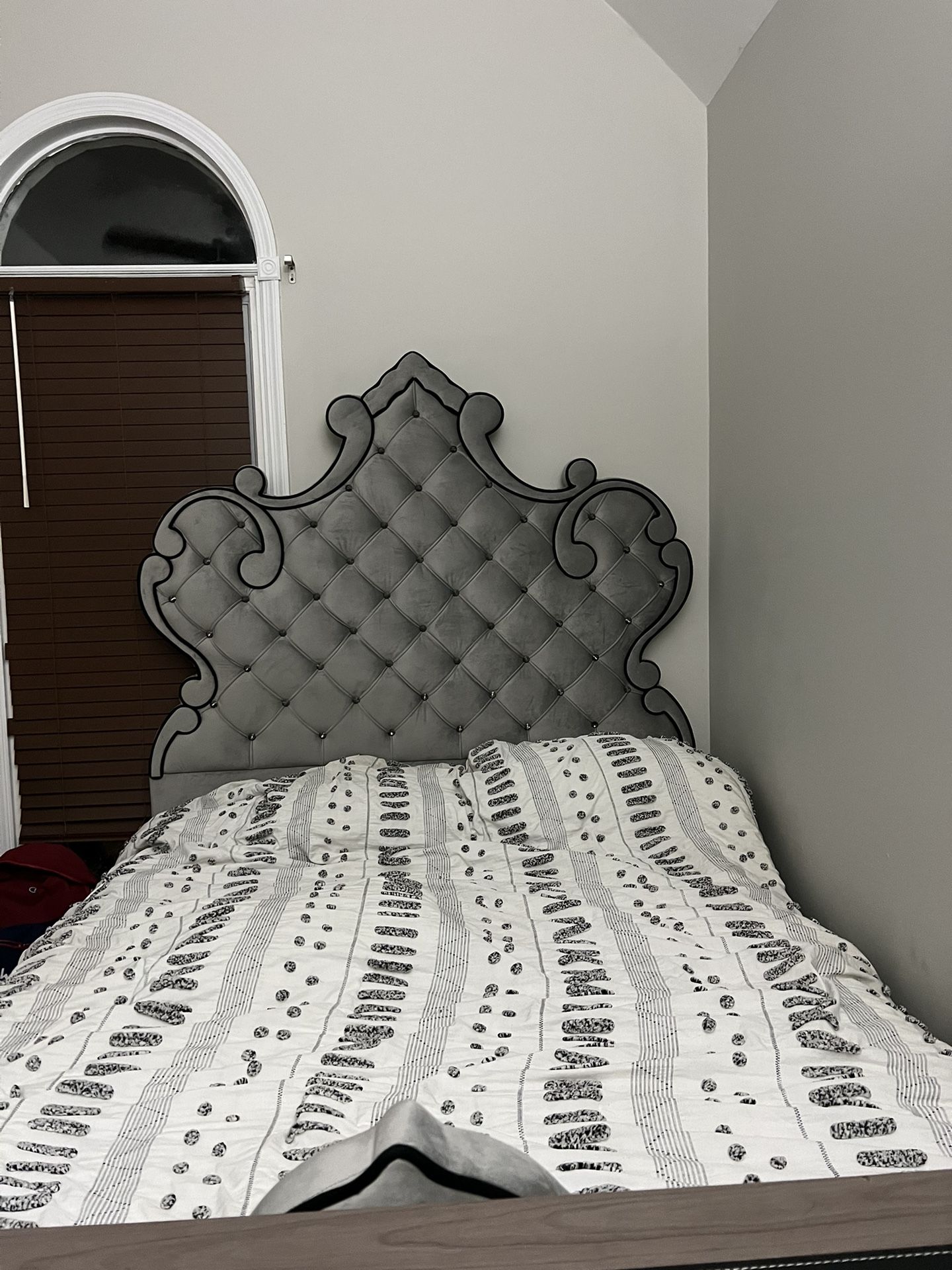 Queen Size Bed Frame Color Gray