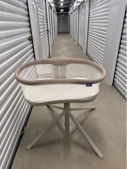 HALO BassiNest Swivel Sleeper 3.0
