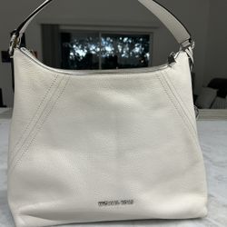 White Leather MICHAEL KORS PURSE LIKE NEW 